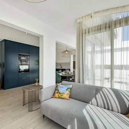 Hypercentre - Palais - Croisette - - Ci *